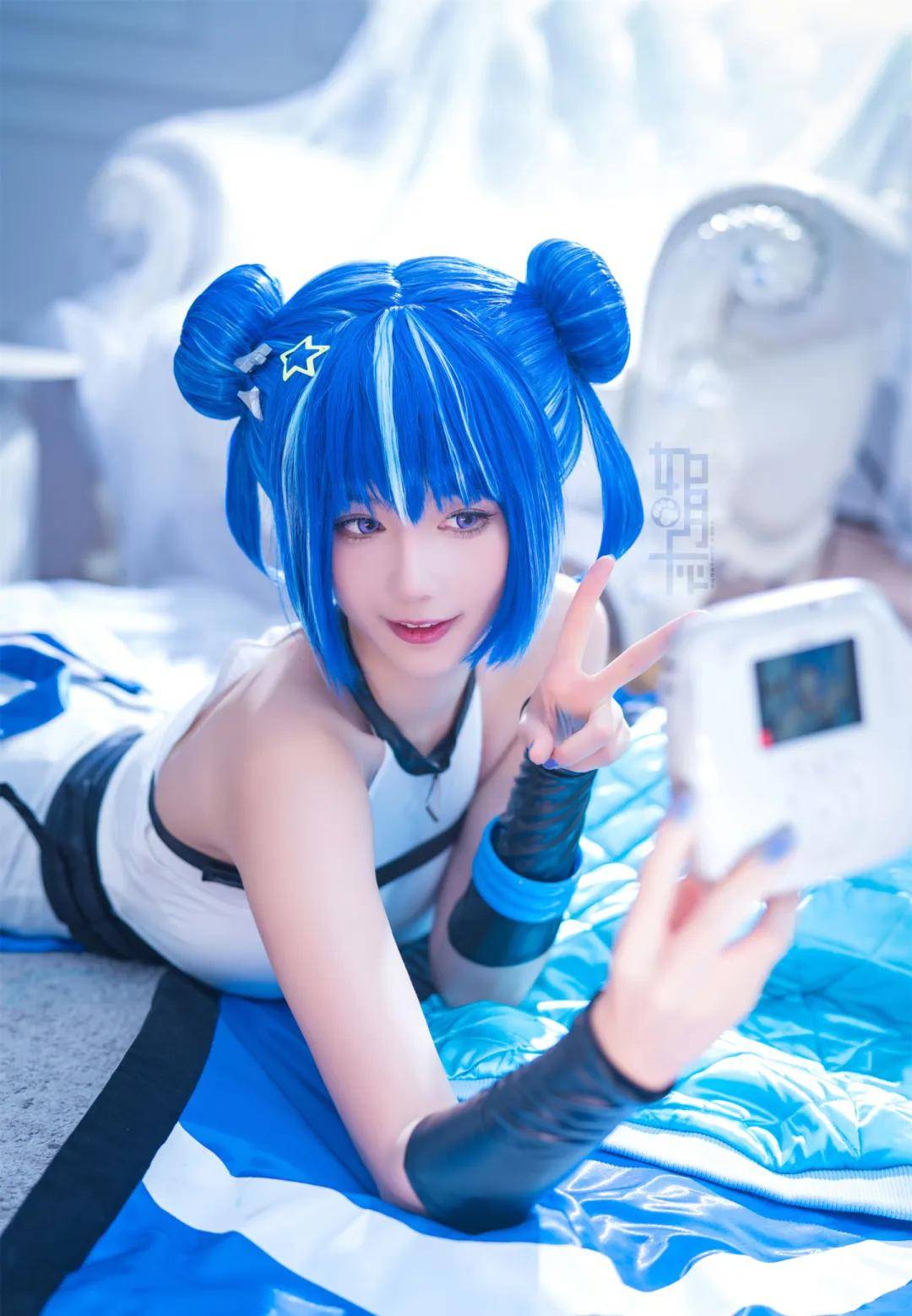 独家爆料！邪恶双子COSPLAY，蓝发女神降临，美到窒息的瞬间，你错过了吗？